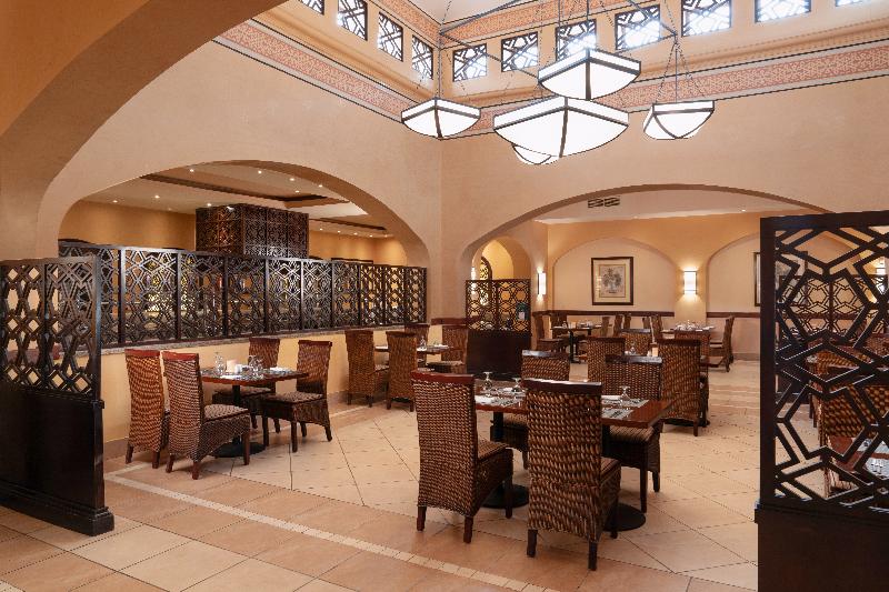 JAZ Almaza Beach Resort, Almaza Bay - Restoran