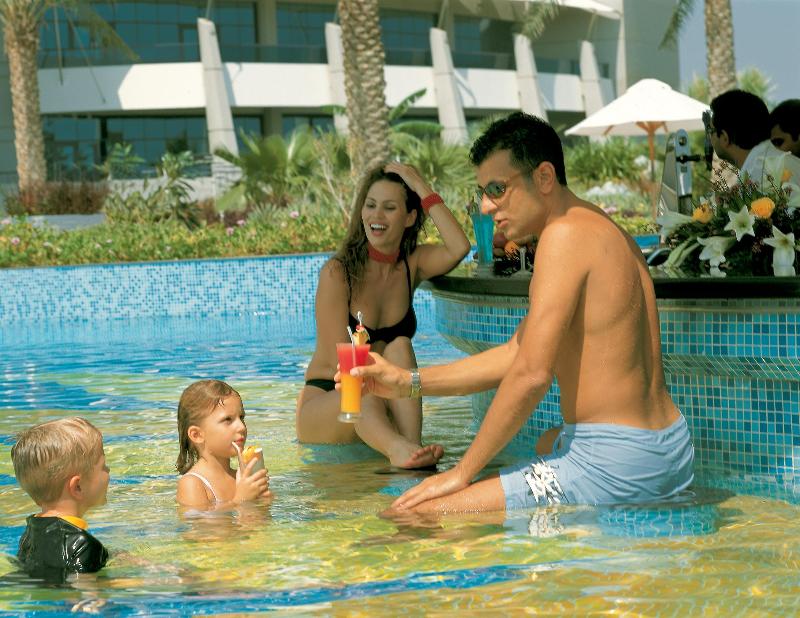 Le Méridien Al Aqah Beach Resort - Bar