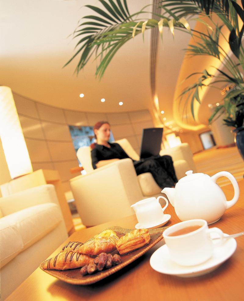 Le Méridien Al Aqah Beach Resort - Lobi