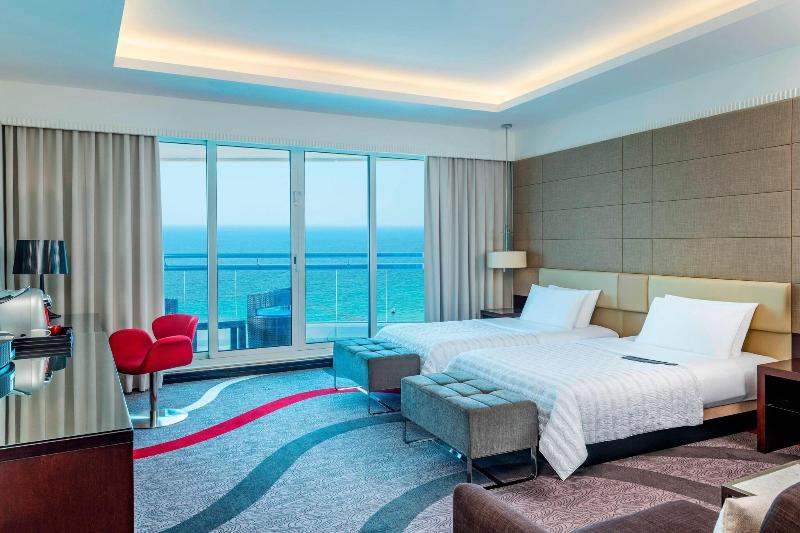Le Méridien Al Aqah Beach Resort - Oda