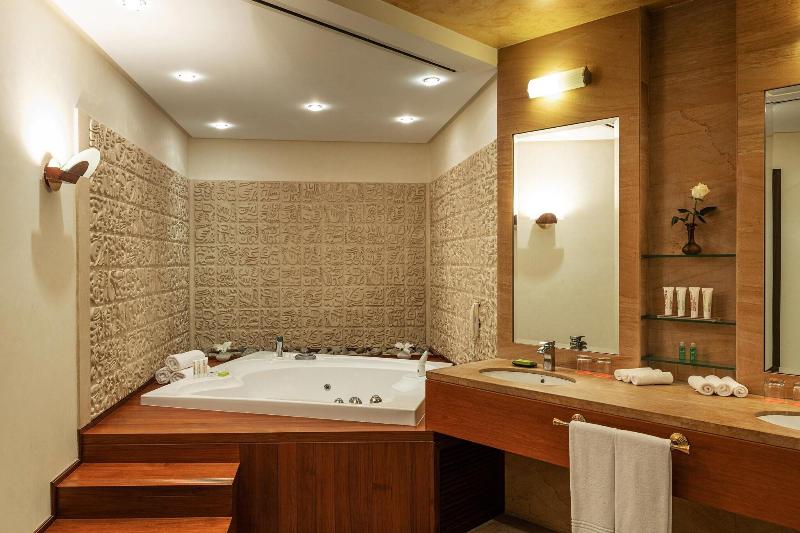 Le Méridien Al Aqah Beach Resort - Oda
