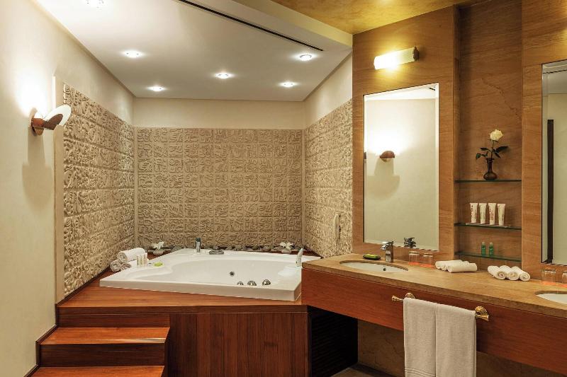 Le Méridien Al Aqah Beach Resort - Oda