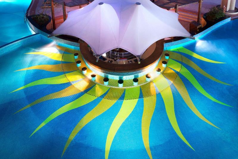 Le Méridien Al Aqah Beach Resort - Havuz