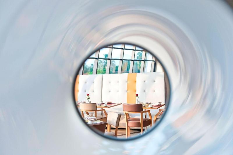 Le Méridien Al Aqah Beach Resort - Restoran