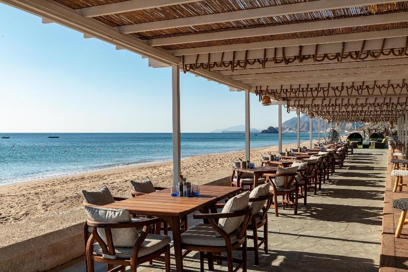 Le Méridien Al Aqah Beach Resort - Restoran