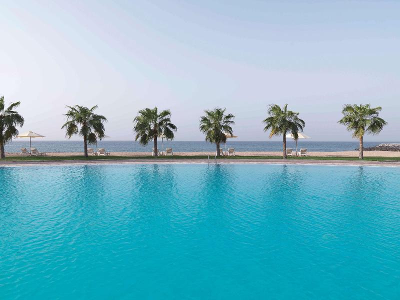 The Radisson Blu Resort Fujairah - Havuz