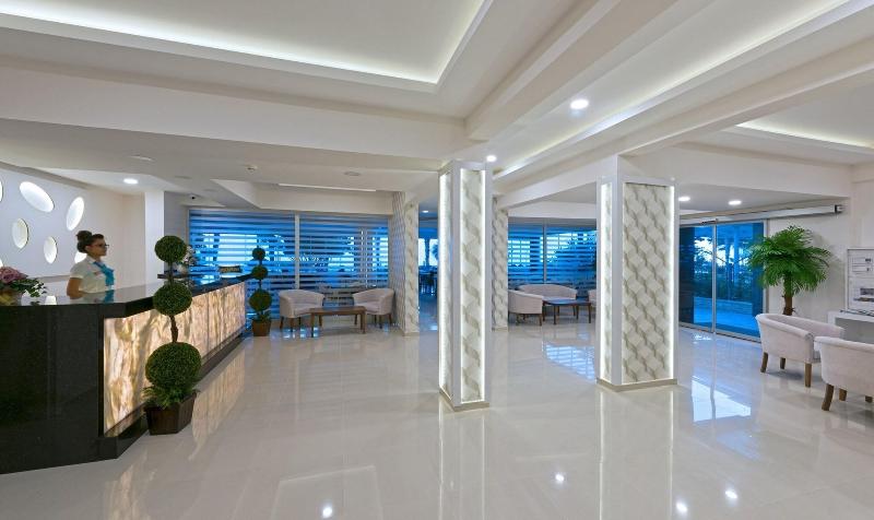Kleopatra Life Hotel & SPA - Lobi