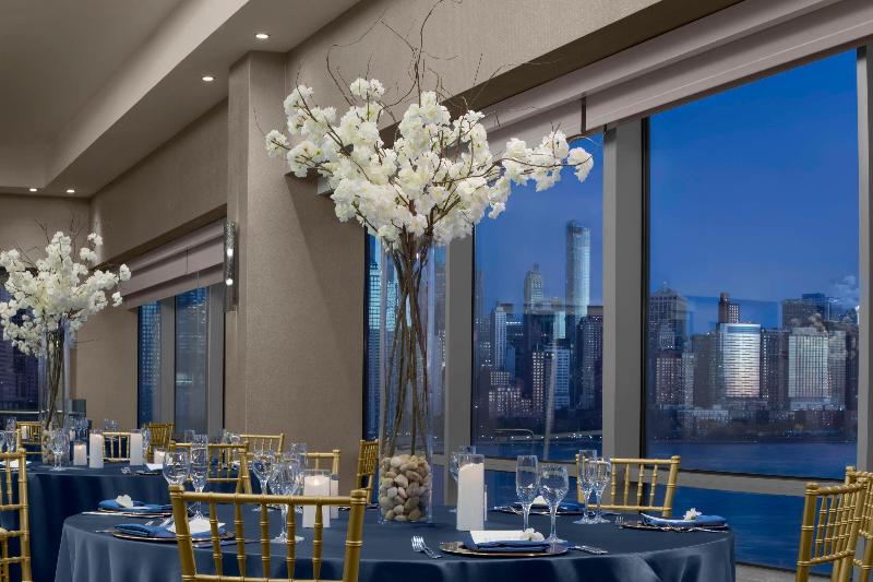 Hyatt Regency Jersey City on the Hudson - Lobi