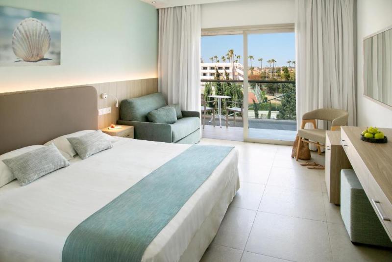 Asterias Beach Hotel - Oda
