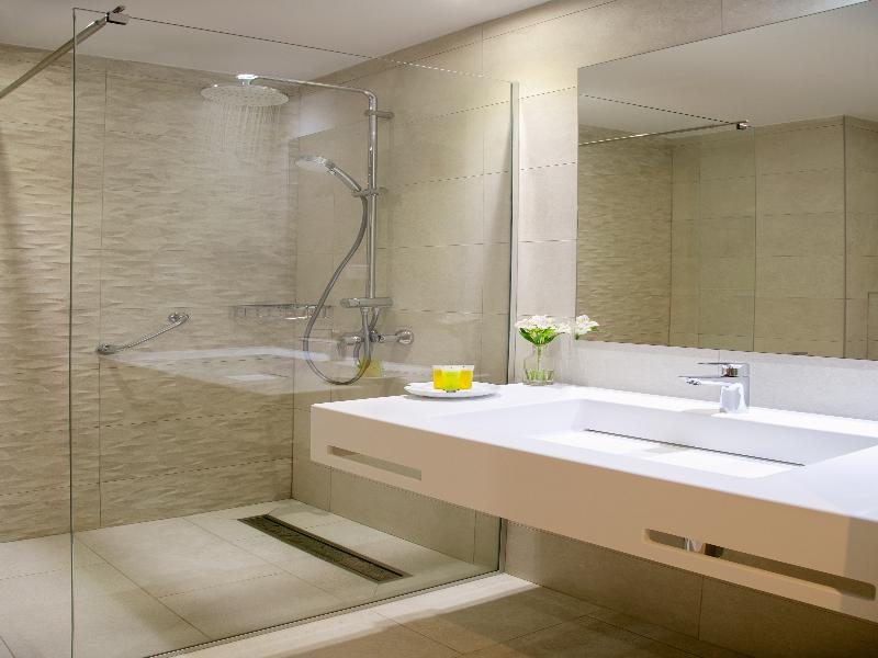 Asterias Beach Hotel - Oda