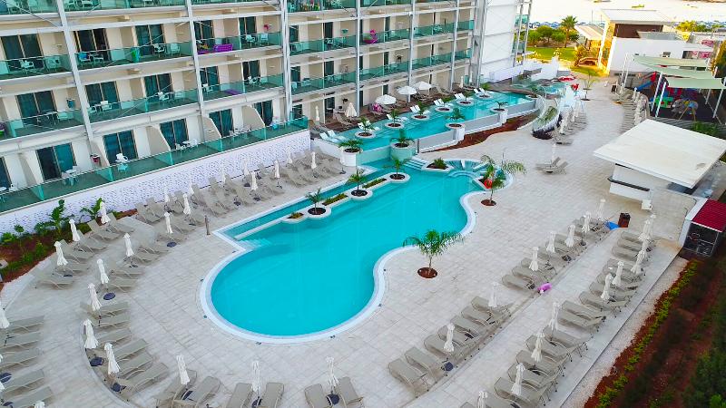Asterias Beach Hotel - Havuz