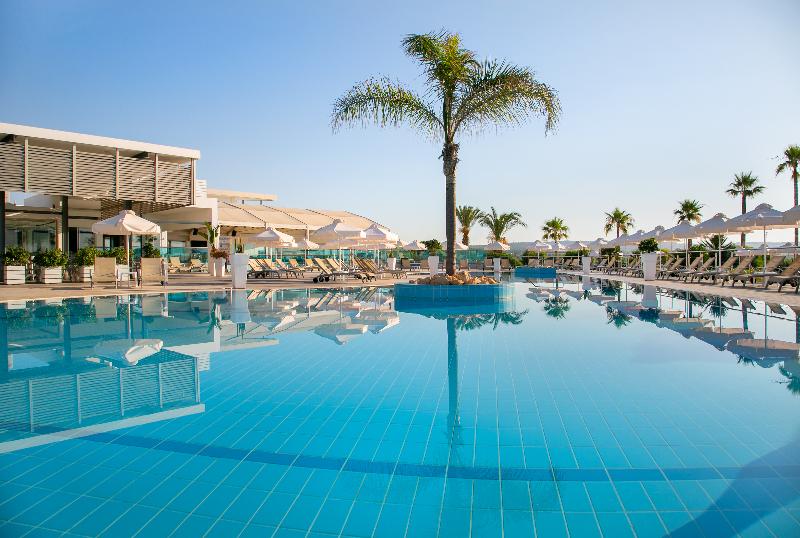 Asterias Beach Hotel - Havuz