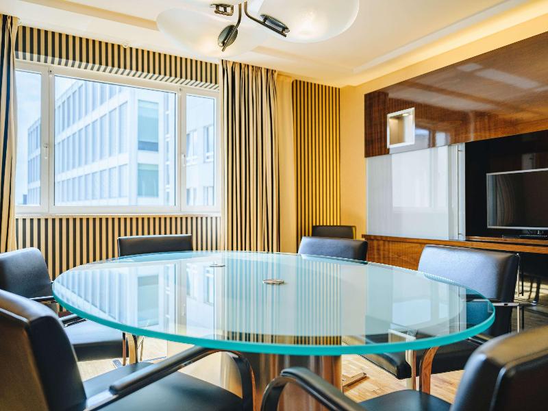 Pullman Berlin Schweizerhof - Oda