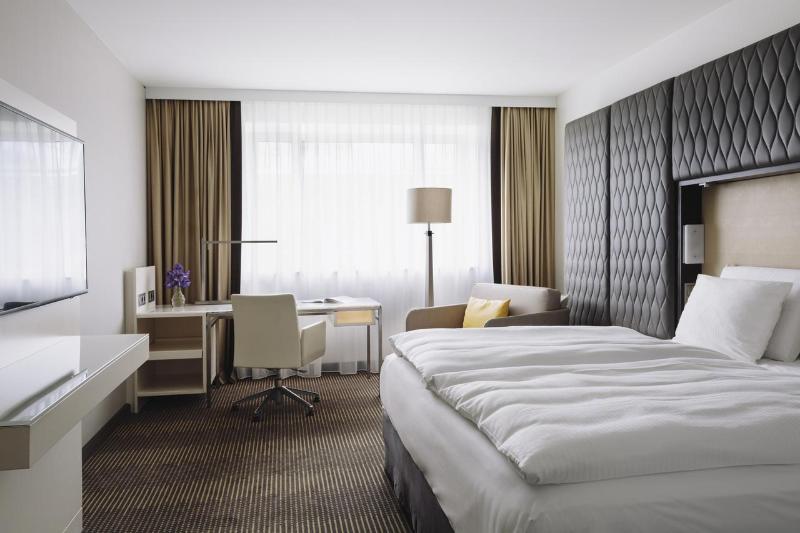 Pullman Berlin Schweizerhof - Oda