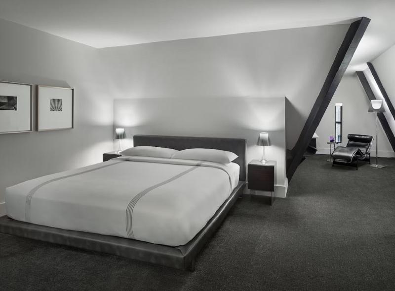 AKA Times Square - Apartments - Oda