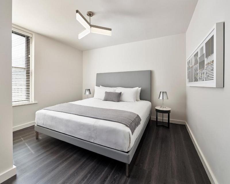 AKA Times Square - Apartments - Oda