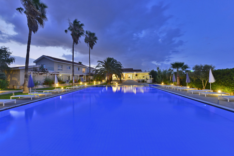 Mon Repos Hotel - Havuz