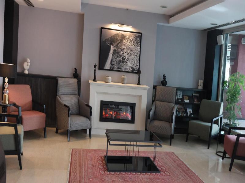 MIDAS HOTEL - Lobi