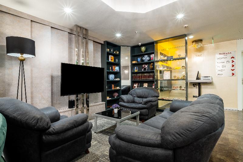 Ramada Ankara Hotel - Lobi