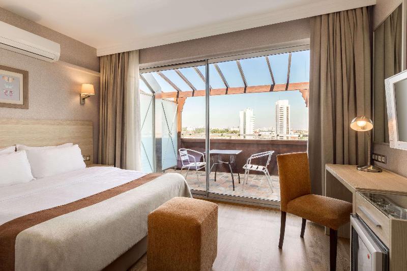Ramada Ankara Hotel - Oda