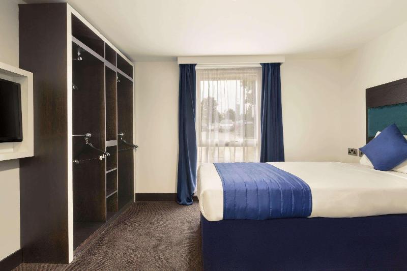Ramada by Wyndham Oxford - Oda