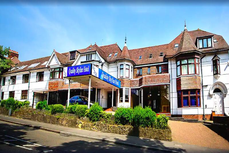 Luton Hotel - Genel