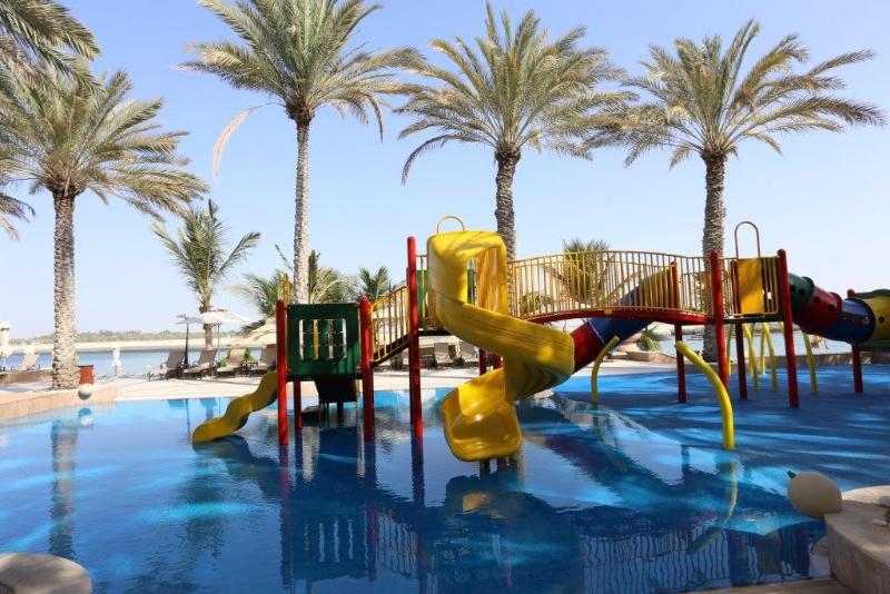 Al Raha Beach Hotel - Havuz