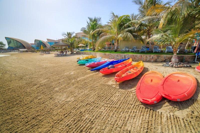 Al Raha Beach Hotel - Plaj