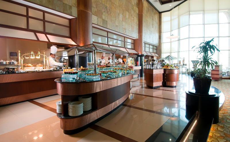 Al Raha Beach Hotel - Restoran