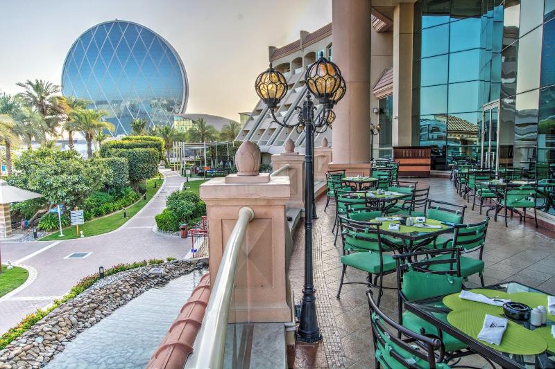 Al Raha Beach Hotel - Restoran