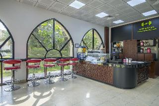 Metropolitan Al Mafraq Hotel fotoÄŸrafÄ±