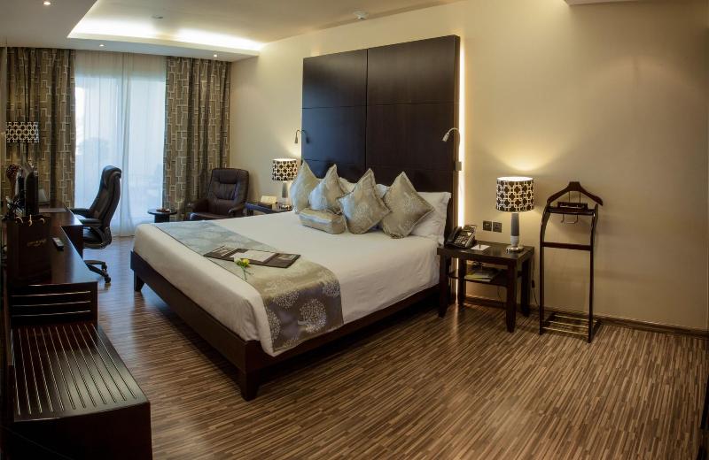 Metropolitan Al Mafraq Hotel - Oda