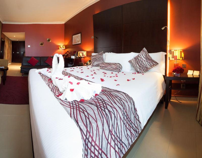 Metropolitan Al Mafraq Hotel - Oda