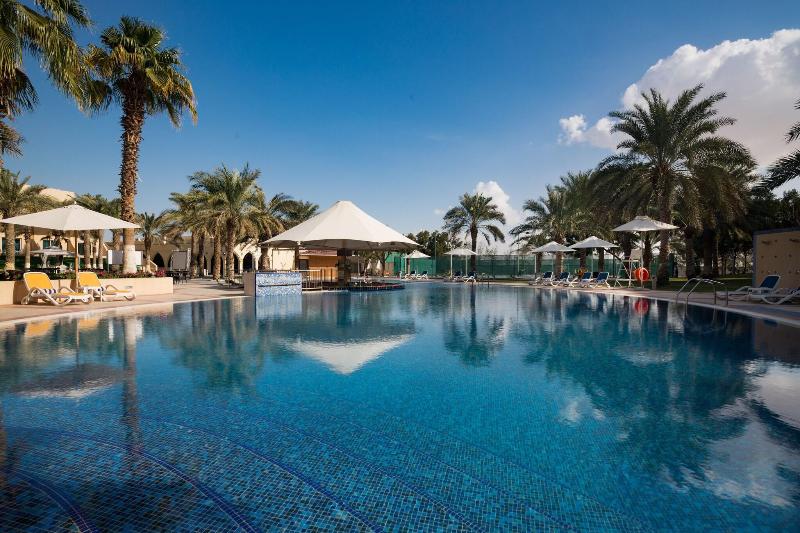 Metropolitan Al Mafraq Hotel - Havuz