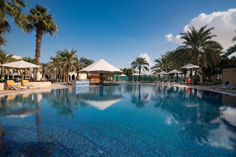 Metropolitan Al Mafraq Hotel - Havuz