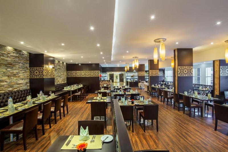 Metropolitan Al Mafraq Hotel - Restoran