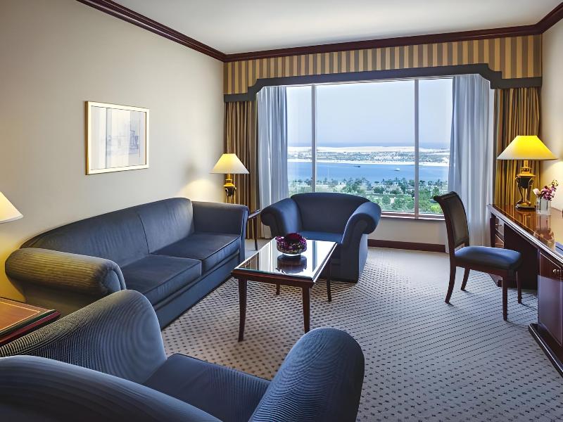 Corniche Hotel Abu Dhabi - Oda