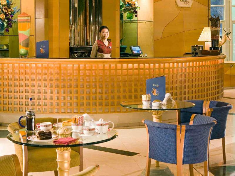Oryx Grand Jebel Hafeet Hotel - Bar