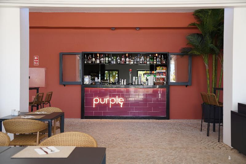 Vitors Village - Bar