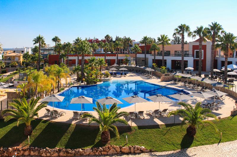 Vitors Village - Havuz