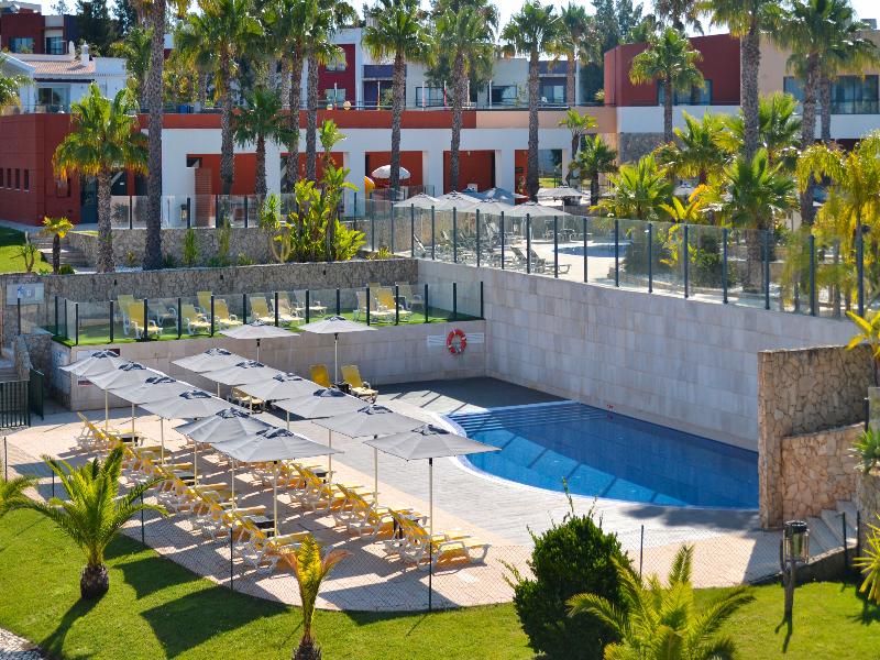Vitors Village - Havuz