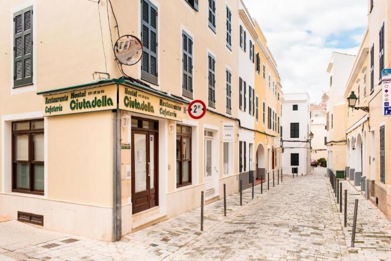 Sagitario Hostal Ciutadella - Genel