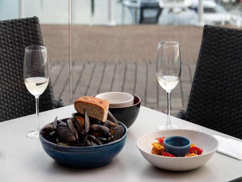 Radisson BLU Waterfront Hotel - Restoran