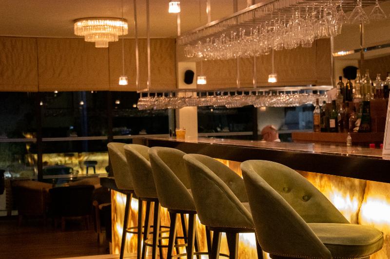 Grecian Bay - Bar