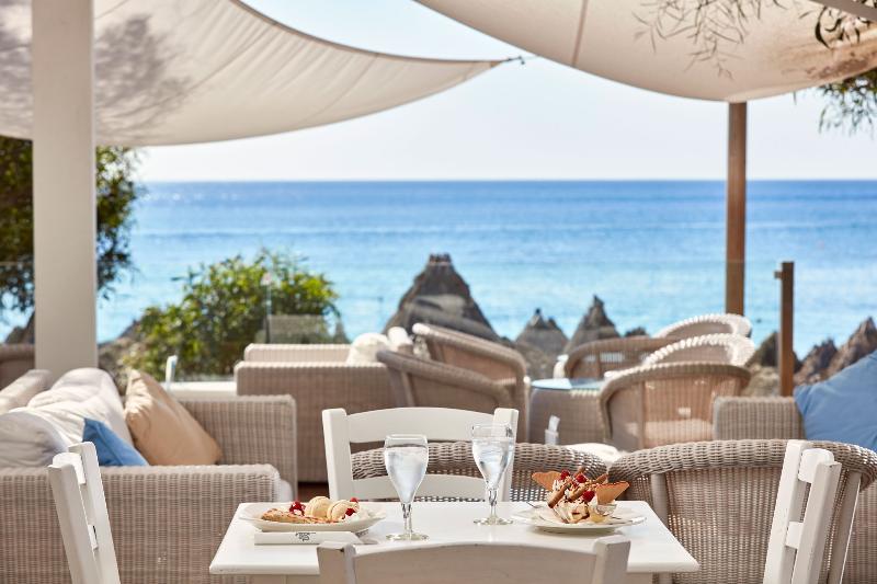 Grecian Bay - Teras