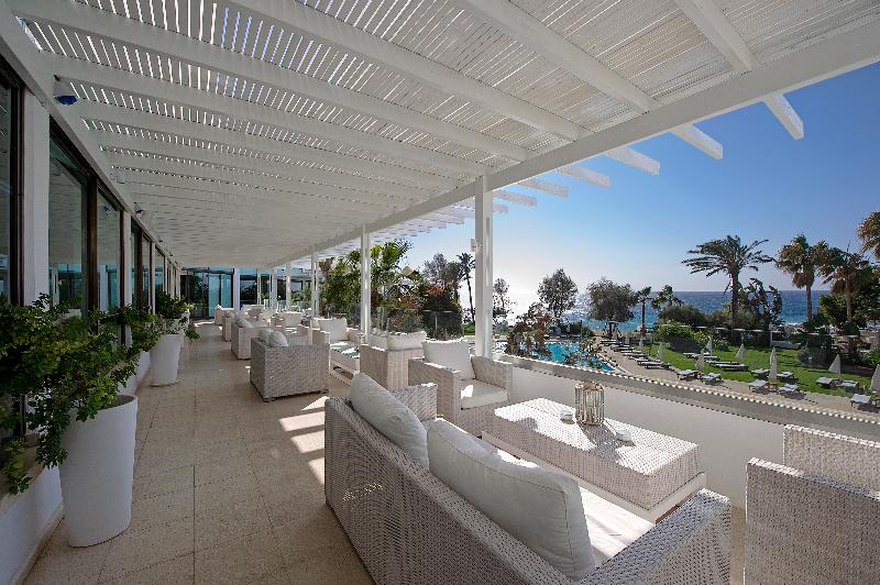 Grecian Sands - Bar