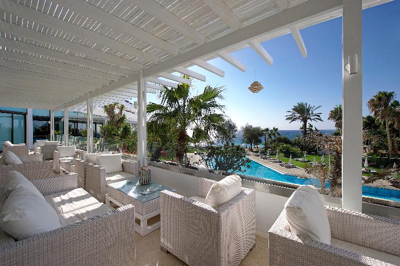Grecian Sands - Bar