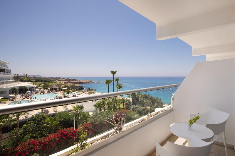 Grecian Sands - Oda