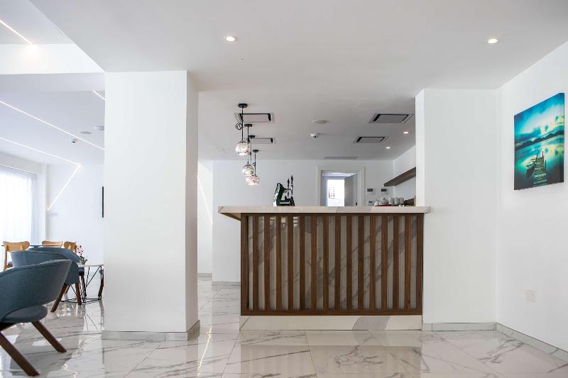 Best Western Plus Larco Hotel - Bar