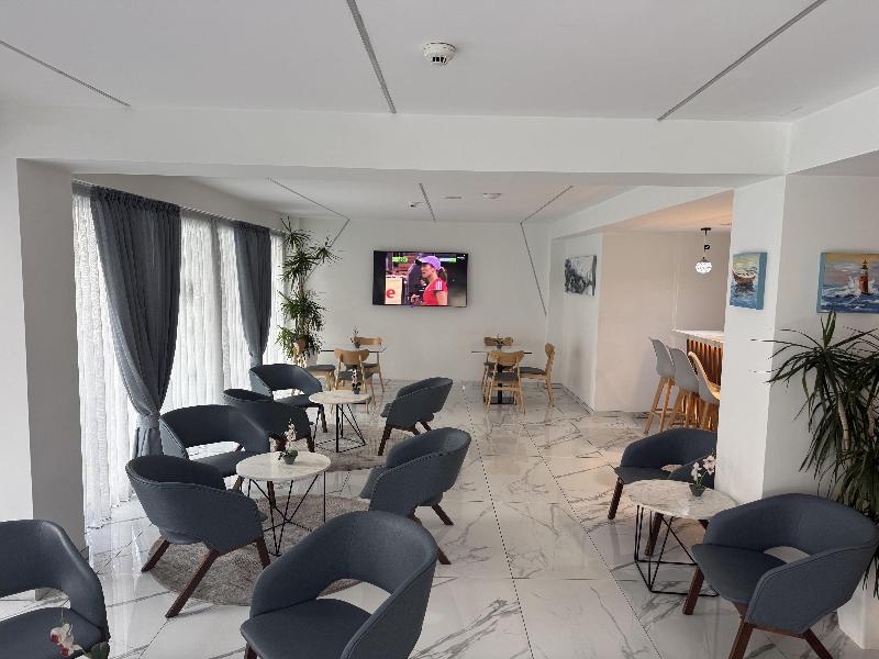 Best Western Plus Larco Hotel - Bar